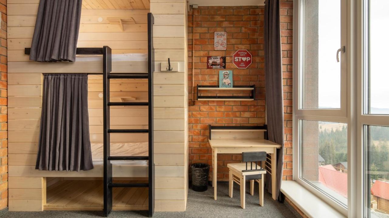 Chevalier Panorama Hostel Yablunytsya Ngoại thất bức ảnh